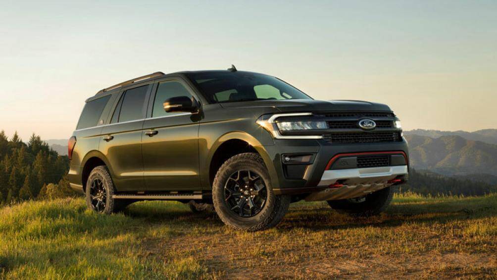 4. Ford Expedition Platinum 2023 (giá khởi điểm: 81.620 USD)