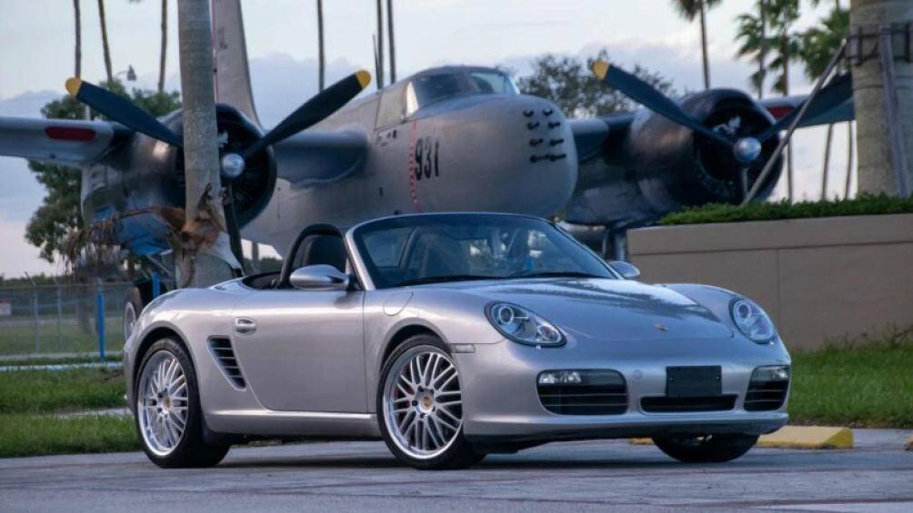 Porsche Boxster: Giá bán 9.000 USD (220 triệu đồng)