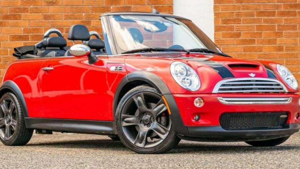 Mini Cooper S JCW: Giá bán 8.700 USD (210 triệu đồng)