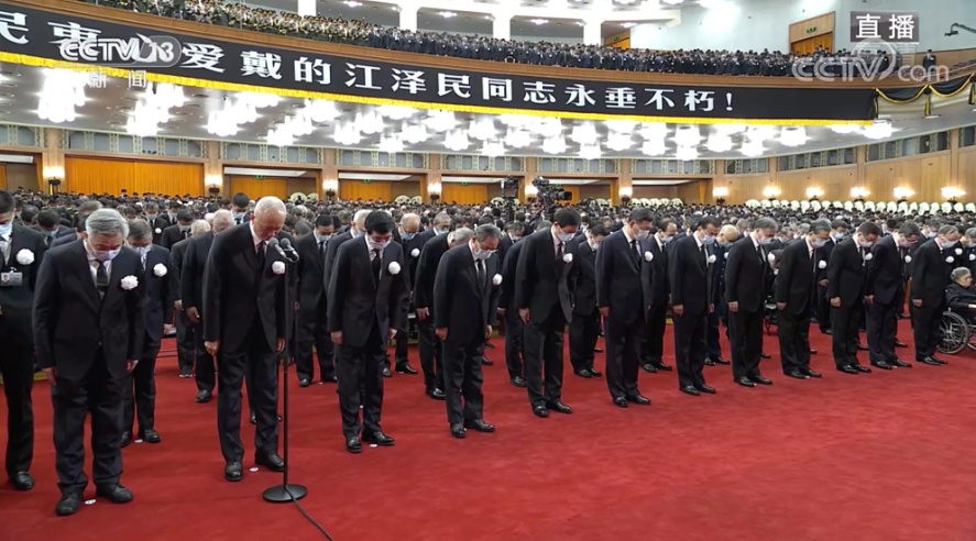 Ông Tập cũng ca ngợi vai trò lãnh đạo của ông Giang Trạch Dân trong quá trình Trung Quốc thu hồi Hong Kong, Macau cũng như nỗ lực của ông Giang Trạch Dân trong việc ngăn chặn nỗ lực của phe ly khai đòi Đài Loan độc lập. Ảnh - CCTV