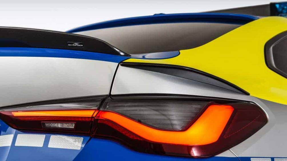 Để hoàn thiện phần ngoại thất, mẫu xe thuần điện của BMW còn được trang bị thêm các tấm ốp bảo vệ ở cản sau