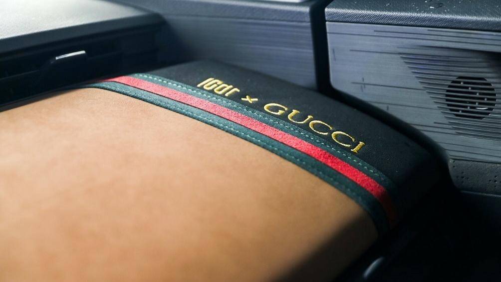 Mẫu xe này sẽ có thêm vào đó còn phiên bản đặc biệt Unbounded Pro Gucci. Đây là sự kết hợp giữa hãng ô tô Chery và thương hiệu thời trang cao cấp Gucci