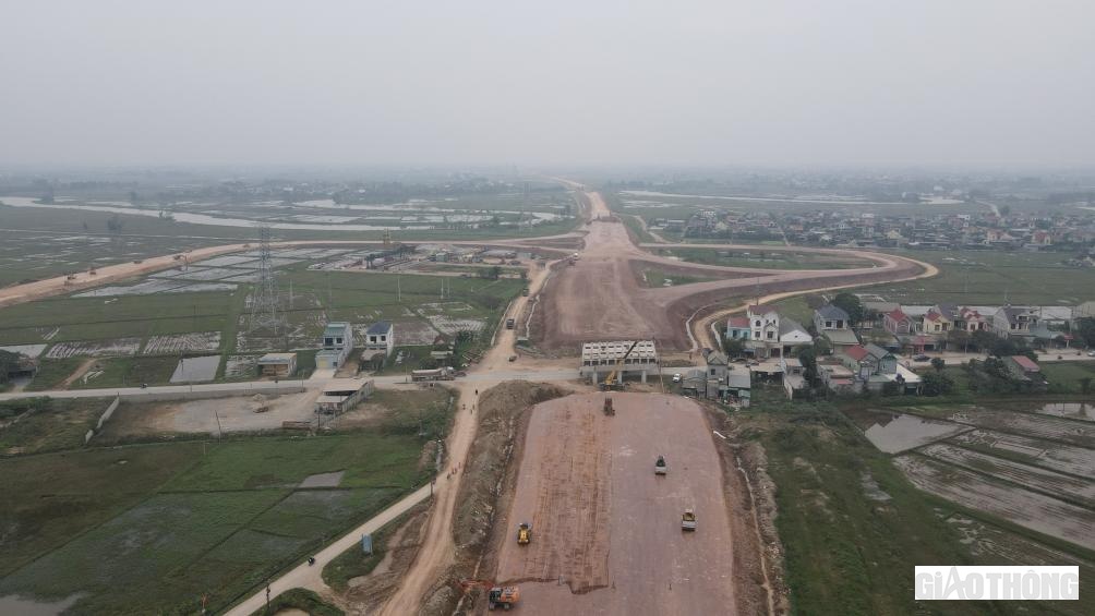 Hình hài nút giao tại QL7