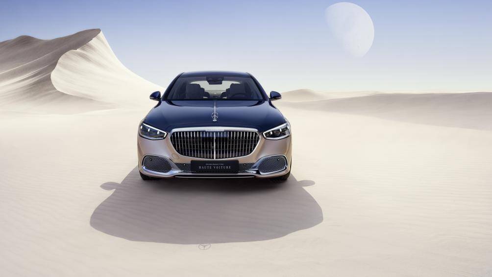 Phiên bản đặc biệt này có tên “Haute Voiture”. Mẫu sedan thời thượng này chỉ được sản xuất 150 chiếc trên toàn thế giới