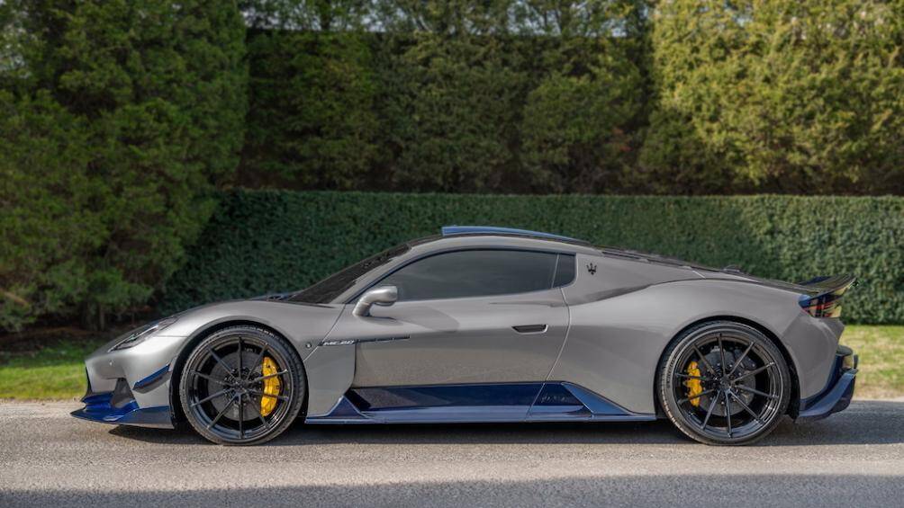 Bắt đầu từ gói khí động học, Aria bao gồm một số chi tiết mới, được thiết kế để thay thế trực tiếp cho đồ nguyên bản của Maserati và làm từ sợi carbon