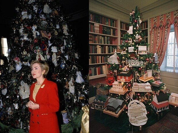 Hai bức ảnh cho thấy Cựu Đệ nhất phu nhân Hillary Clinton trang trí cây Giáng sinh năm 1993 với những món đồ nghệ thuật và vào năm 2000 với mô hình các địa điểm lịch sử. Ảnh - Whitehousehistory