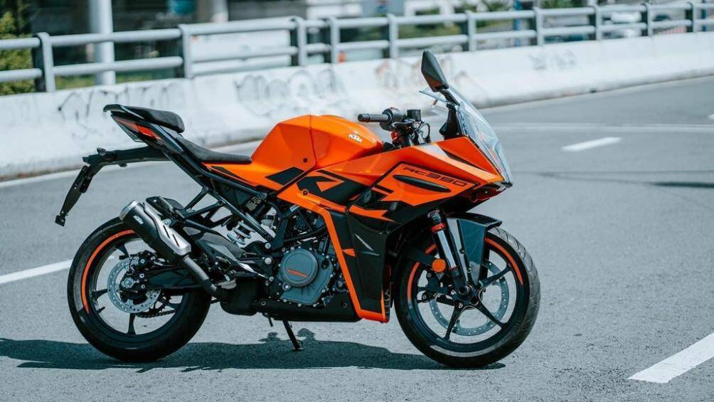 KTM Việt Nam vừa giới thiệu RC 390 hoàn toàn mới với giá 209 triệu đồng sau 2 năm mẫu xe này "vắng bóng"