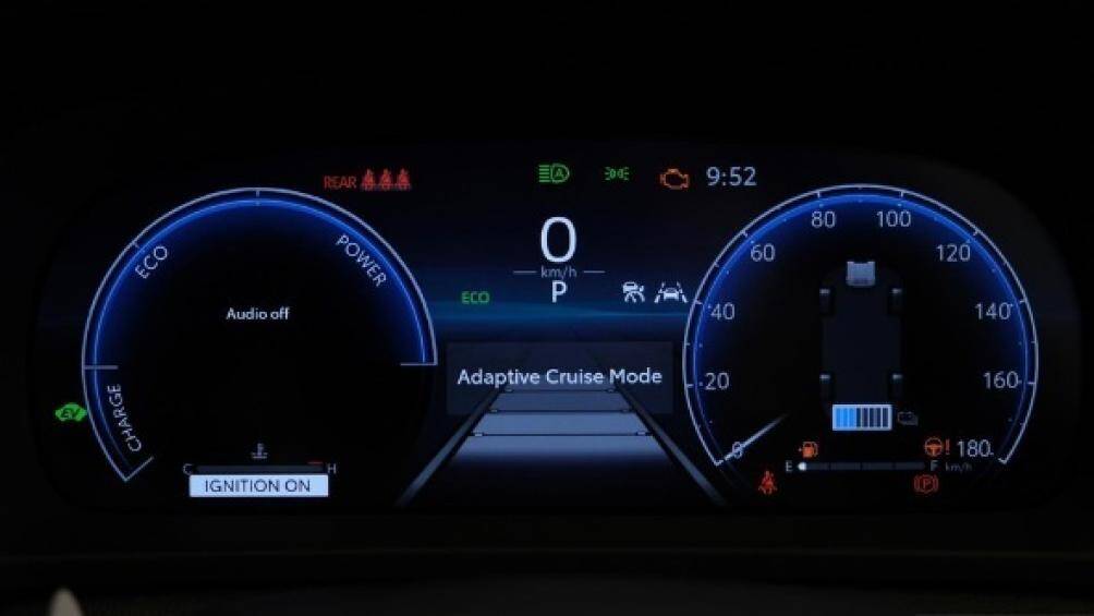 Tất cả các phiên bản của Toyota Crown 2023 đều được trang bị hệ thống an toàn Toyota Safety Sense 3.0