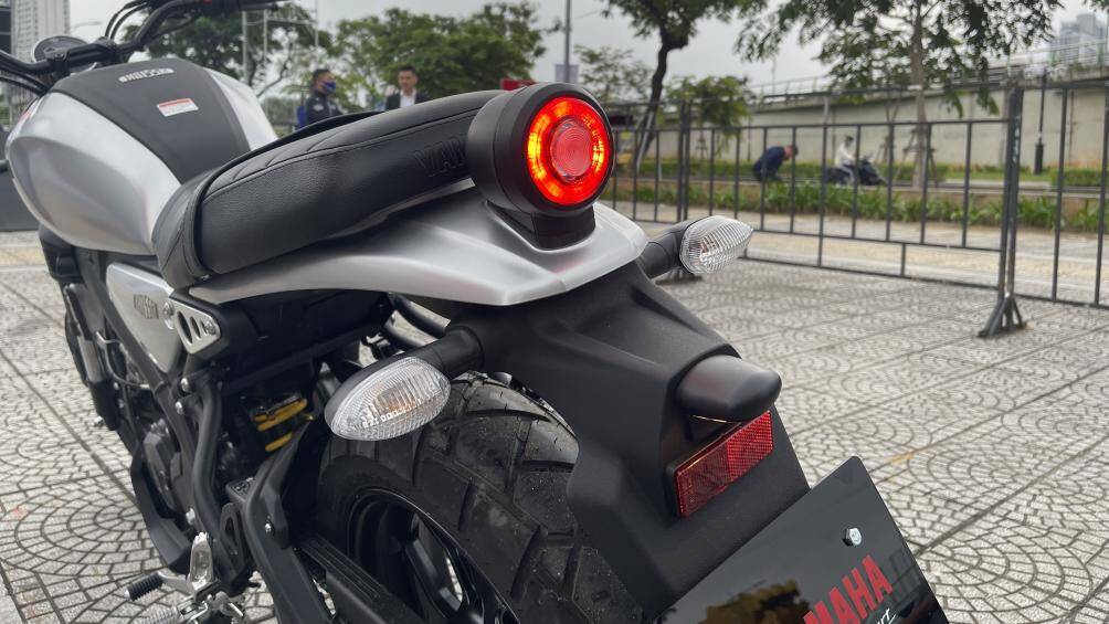 Đèn hậu LED kích thước nhỏ nhưng đảm bảo khả năng nhận diện