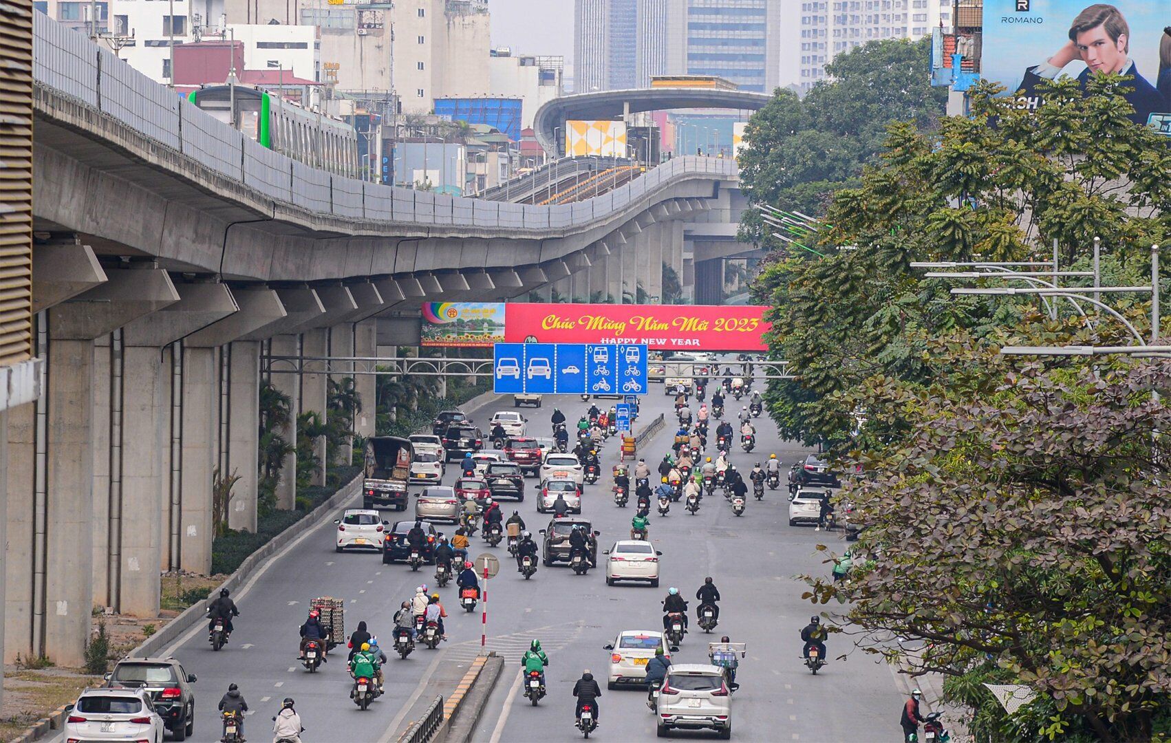 Đường Nguyễn Trãi, hướng về giao lộ 4 tầng