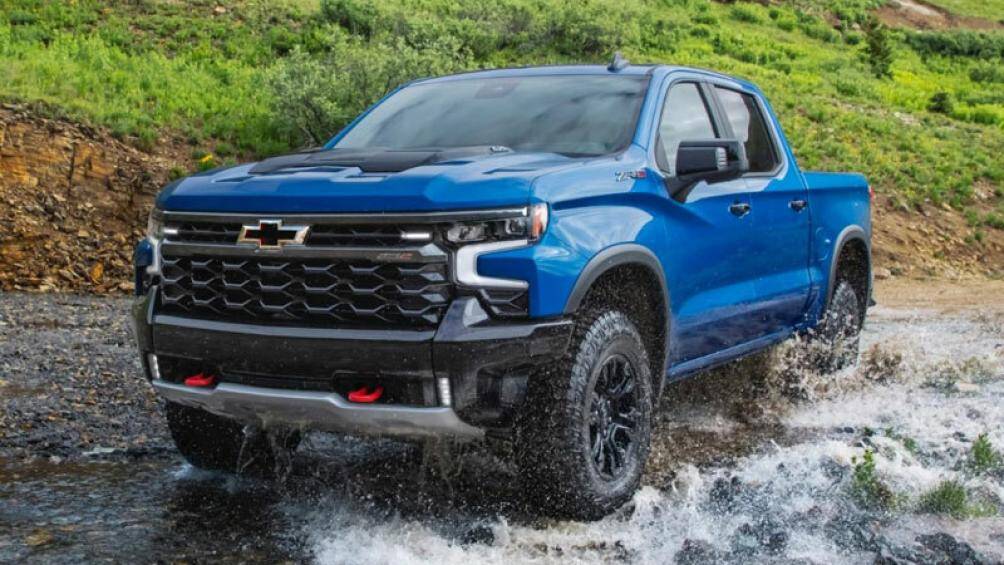 5. Chevrolet Silverado ZR2 2022 (công suất tối đa: 420 mã lực)