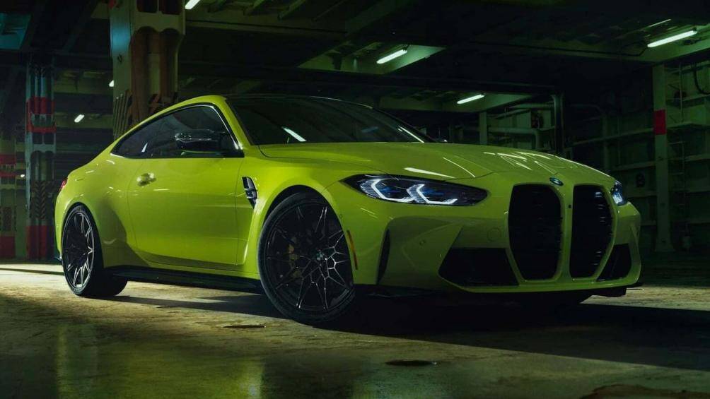 Chiếc xe đã được ra mắt tại sự kiện "Chạm vào đường chân trời" được tổ chức tại ngôi nhà của BMW trên Via Verri ở Milan