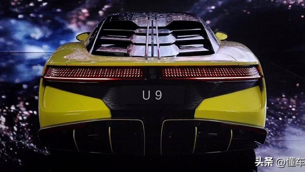 Yangwang U9 đã sẵn sàng lên dây chuyền sản xuất thương mại, xe được dự đoán sẽ có giá trên 1 triệu Nhân dân tệ (3,43 tỷ đồng)
