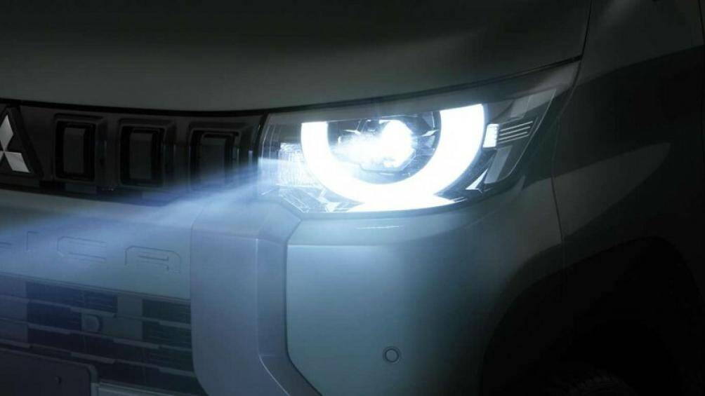 Thứ hai là động cơ tương tự nhưng có thêm công nghệ tăng áp. Động cơ kết hợp với hệ dẫn động 1 cầu hoặc 2 cầu