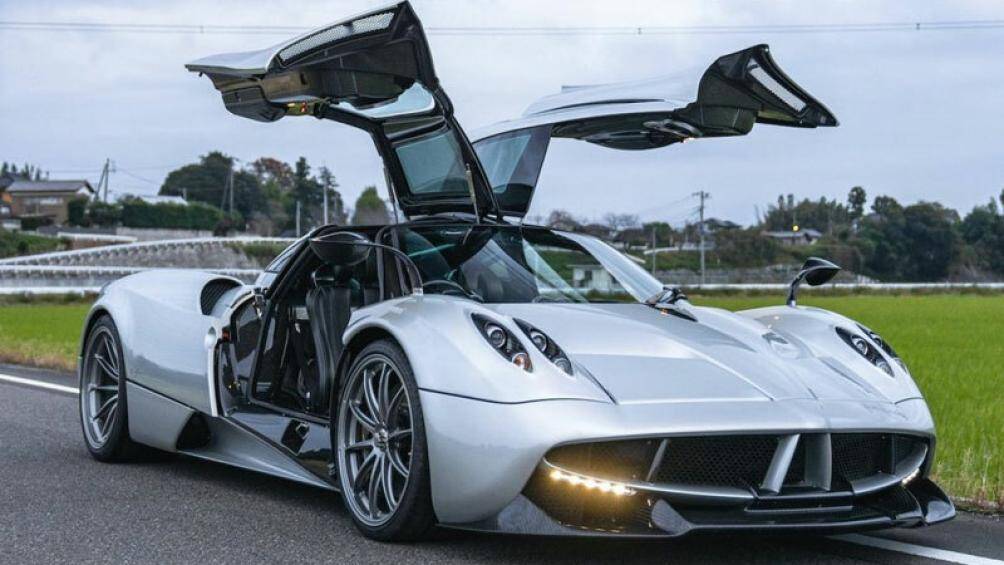 5. Pagani Huayra