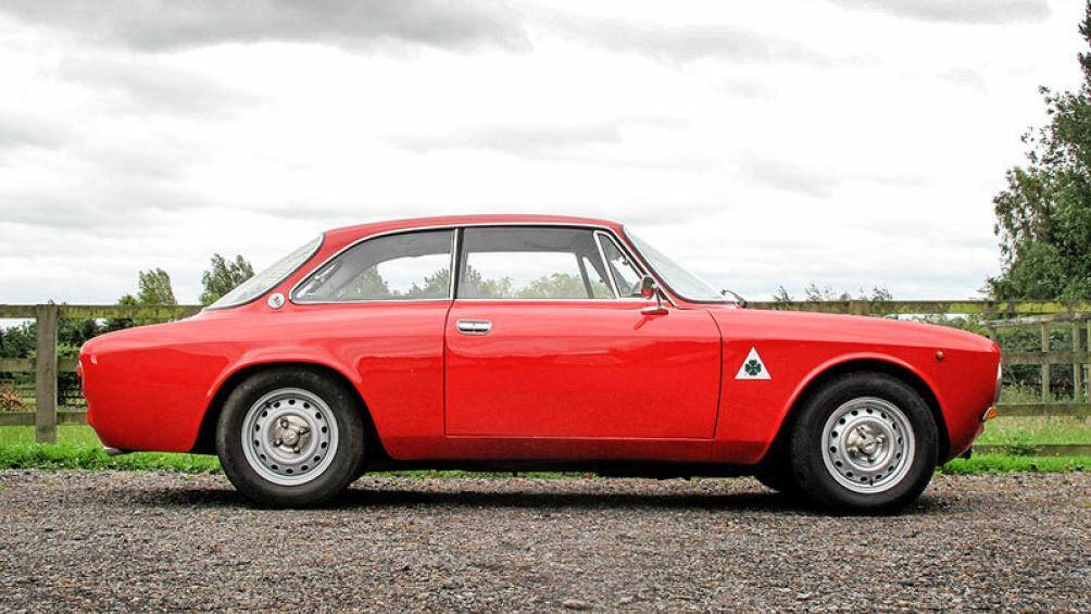 6. Alfa Romeo GT Junior