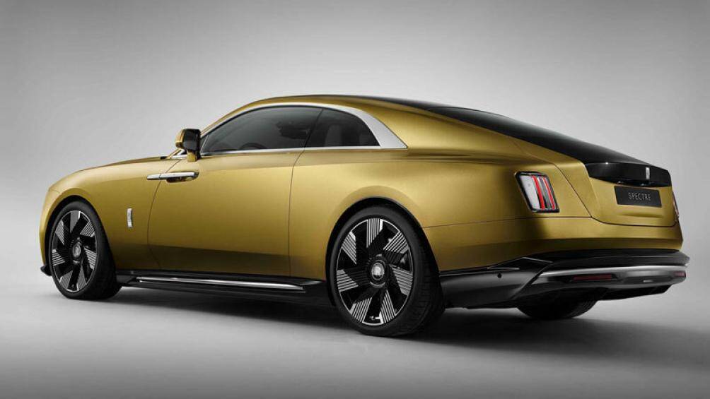 2. Rolls-Royce Spectre