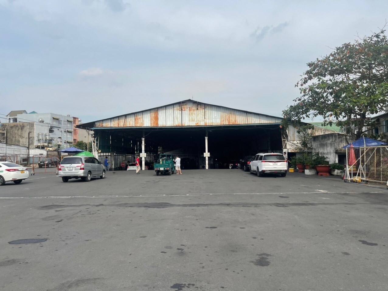 Cục Đăng kiểm VN đã yêu cầu các trung tâm đăng kiểm kịp thời động viên về vật chất và tinh thần cho đăng kiểm viên, nhân viên nghiệp vụ để nhanh chóng ổn định tinh thần, yên tâm công tác, tích cực trong công việc, hoàn thành tốt nhiệm vụ được giao