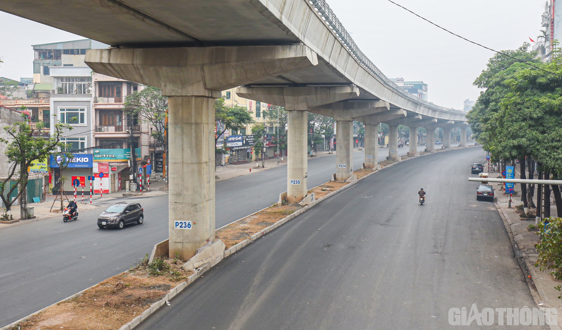 Hình ảnh khác lạ của Hà Nội và đây cũng là khoảng thời gian người dân không phải lo nghĩ mỗi khi ra đường.