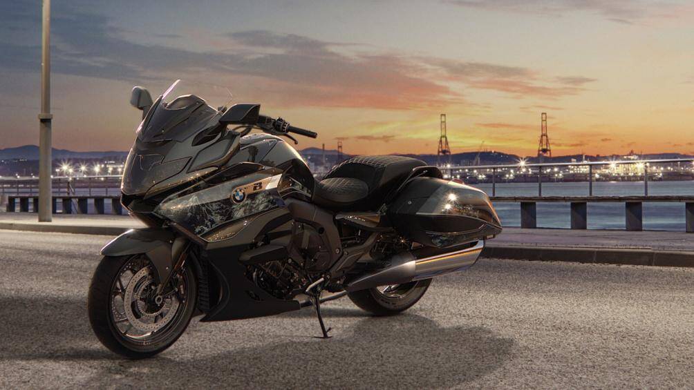 Ra mắt vào đầu tháng này, BMW Motorrad K1600B 2023 có mức giá RM173.500 (khoảng 900 triệu đồng) chưa bao gồm các phí liên quan