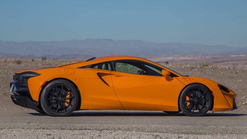 8. McLaren Artura