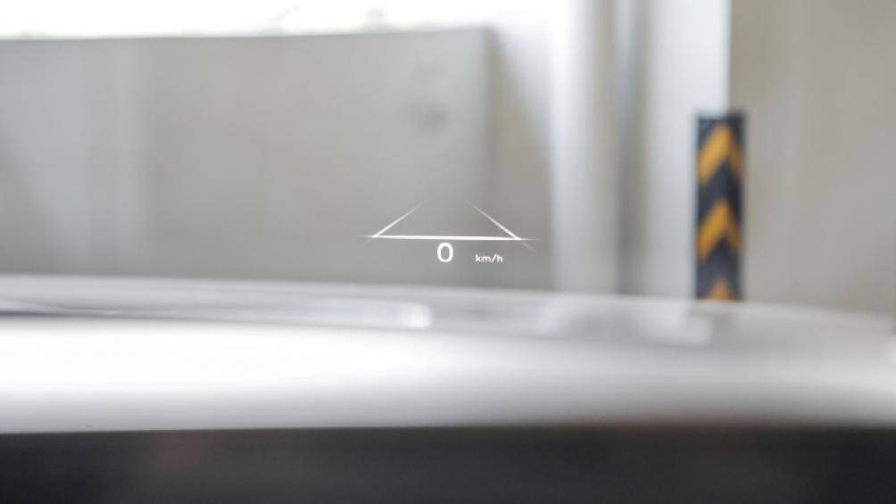 Những nâng cấp đáng chú ý có thể kể đến như màn hình thông tin giải trí tăng kích thước từ 10,25 inch lên 12,3 inch