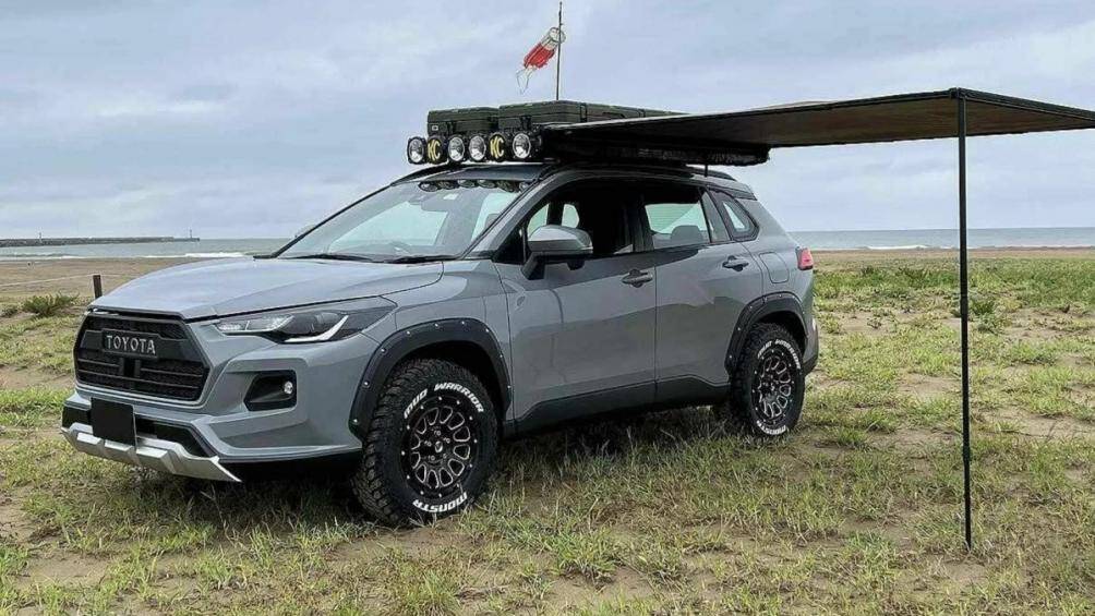 Đặc biệt dù thiết kế bên ngoài của Corolla Cross khác nhau tùy theo thị trường nhưng bộ bodykit này lại có thể lắp đặt trên tất cả các mẫu xe