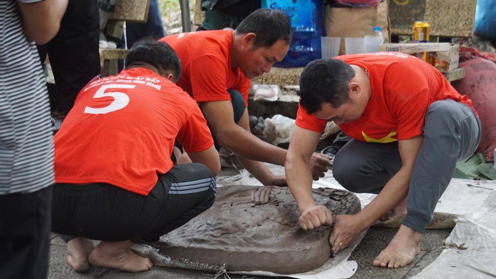 Trong khuôn viên của khu di tích, liên hoan pháo đất tỉnh Hải Dương lần thứ X cũng được tổ chức. Cuộc thi này cũng thu hút rất nhiều địa phương của tỉnh Hải Dương tham gia tranh tài với sự cổ vũ nhiệt tình của các khán giả.