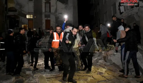 Bên cạnh đó, một số địa điểm ở nước láng giềng Syria cũng chịu ảnh hưởng. Theo thống kê tới sáng 6/2, đã có ít nhất 42 người tại khu vực phía Bắc Syria thiệt mạng, 200 người bị thương vì động đất.
