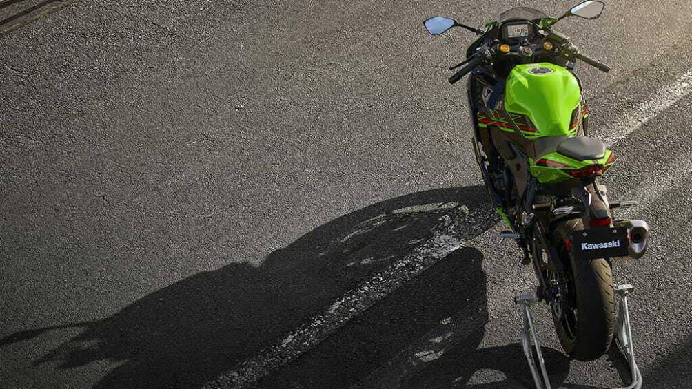 Theo công bố, khối động cơ này có vòng tua tối đa lên đến 15.000 vòng/phút, tạo ra công suất tối đa ở mức 77 mã lực hoặc 80 mã lực