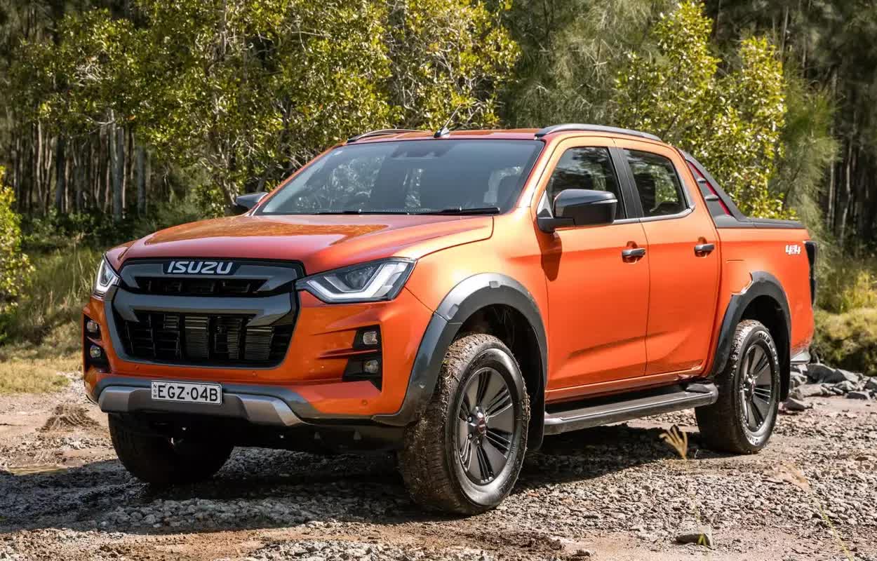 2. Isuzu D-Max (doanh số: 94.557 chiếc)