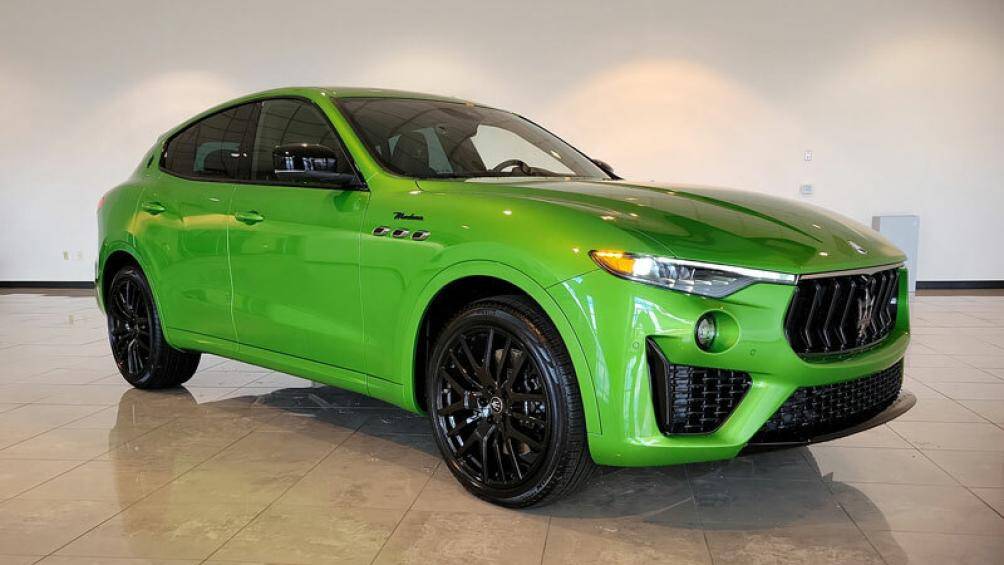 9. Maserati Levante 2023 (giá khởi điểm: 90.700 USD)