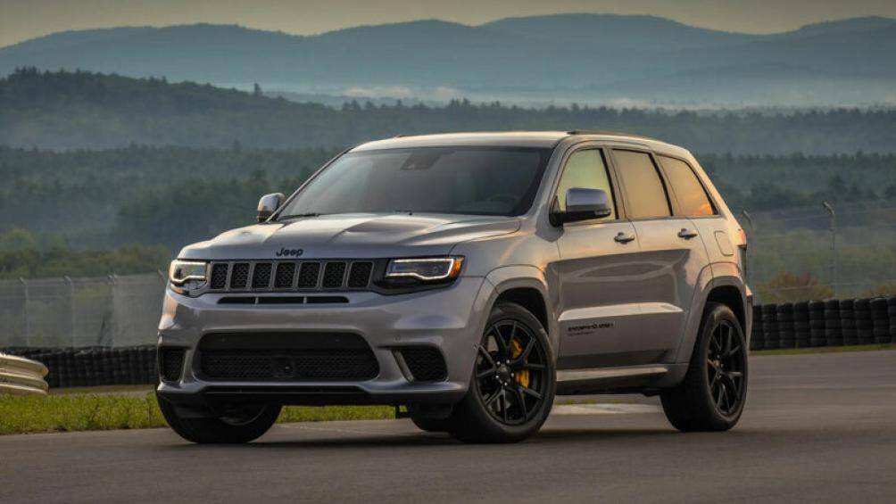 8. Jeep Grand Cherokee Trackhawk (vận tốc tối đa: 290 km/h)