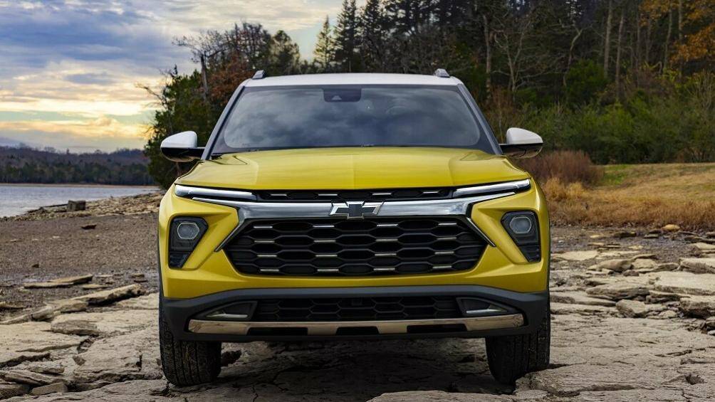 Ngoài 3 bản LS, LT và RS, Chevrolet Trailblazer 2024 còn có thêm phiên bản Activ với thiết kế hầm hố hơn