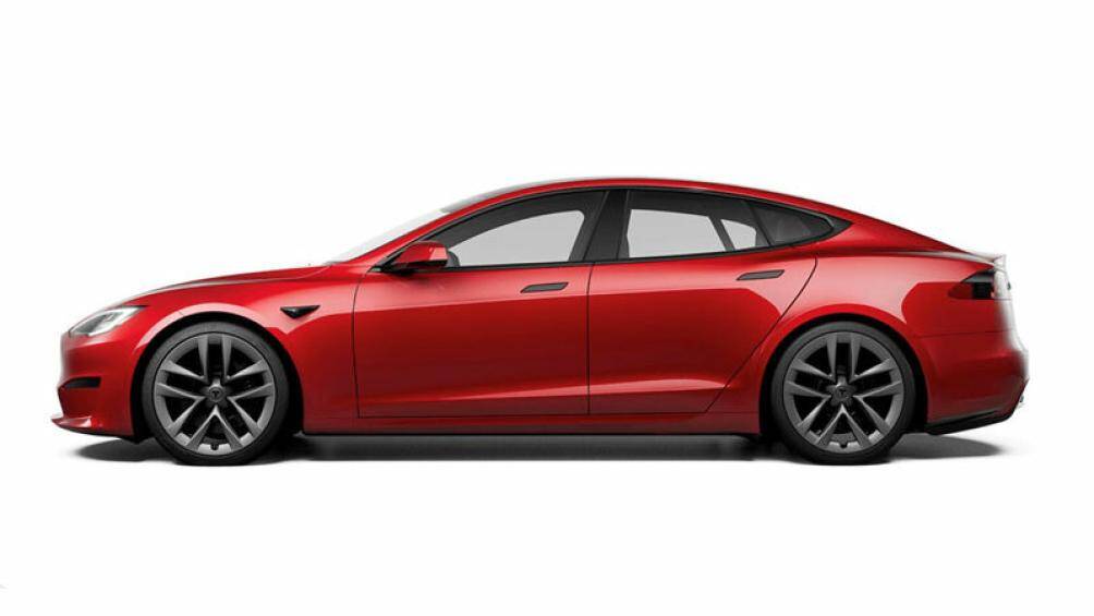 2. Tesla Model S Plaid (công suất tối đa: 1.020 mã lực)