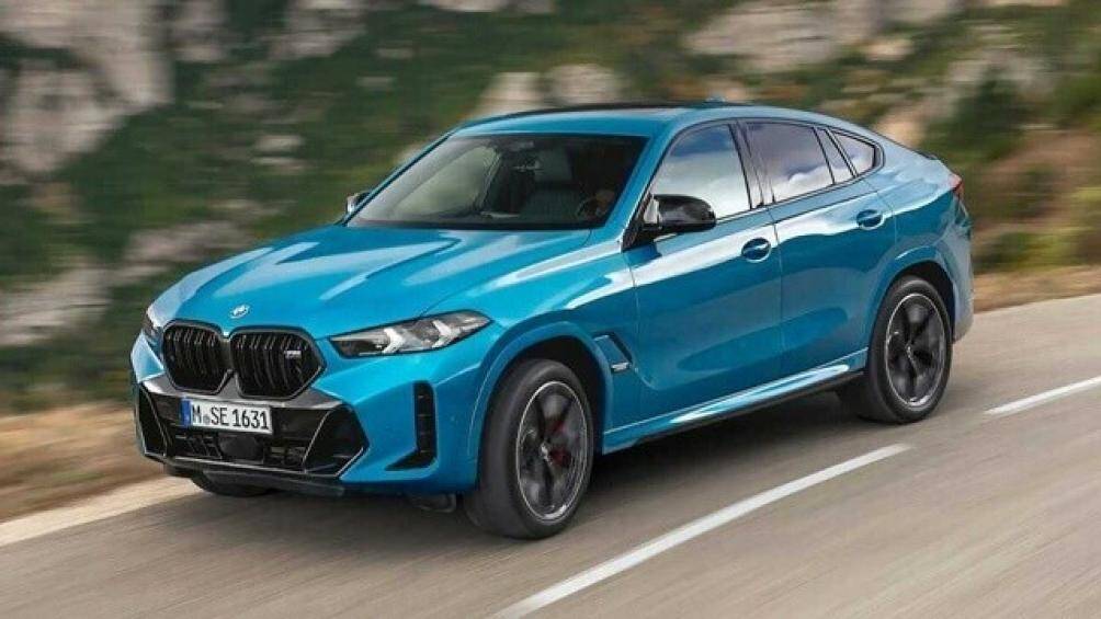 Phiên bản BMW X6 xDrive40i sử dụng động cơ xăng 3.0 lít, I6 kết hợp với mô tơ điện 48V sản sinh ra công suất 380 mã lực và mô men xoắn cực đại 520 Nm