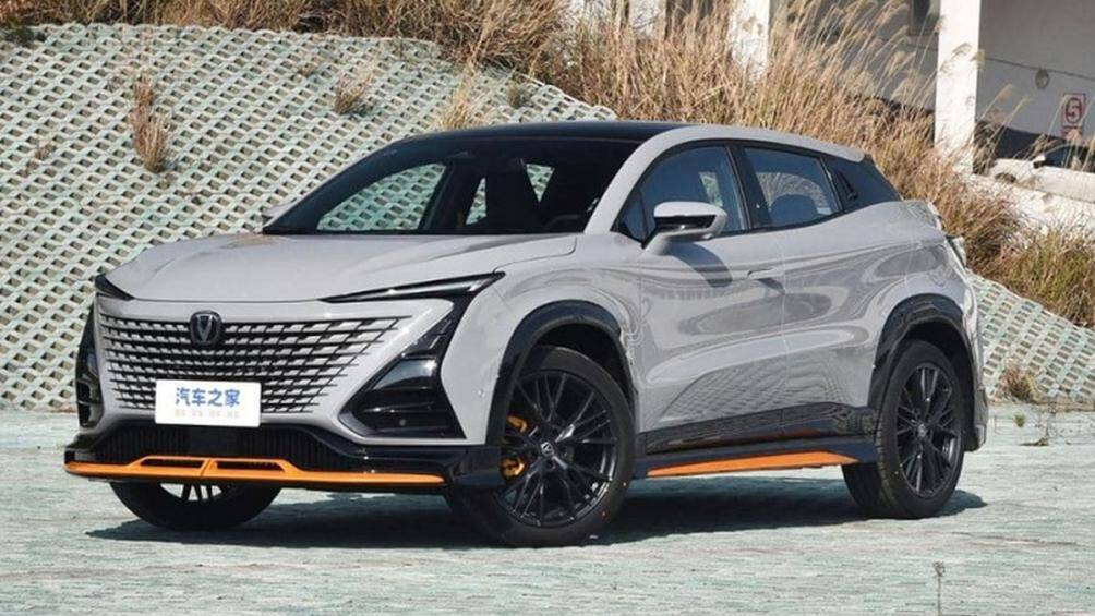 Changan Uni-T 2023 là bản nâng cấp với những cải tiến lớn, đặc biệt là khoang nội thất