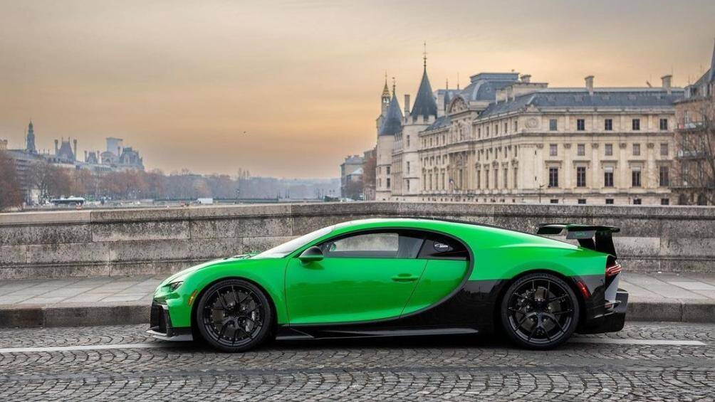 Được biết mức giá khởi điểm cho siêu phẩm này từ 3,55 triệu USD