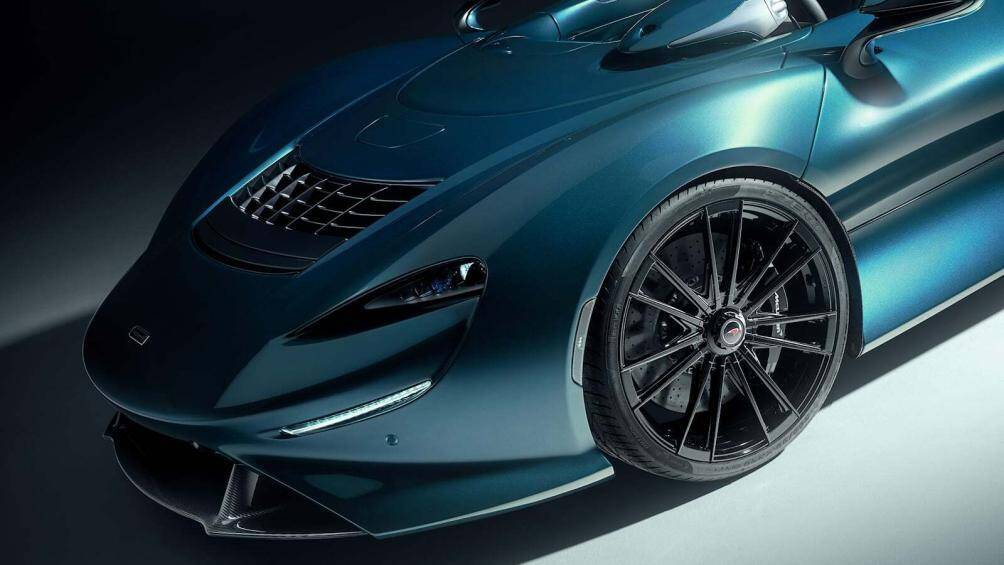 Bộ mâm độc đáo Novitec MC3 có thiết kế 7 chấu do Vossen cùng phối hợp tạo nên, kích thước 20 inch ở bánh trước và 21 inch phía sau
