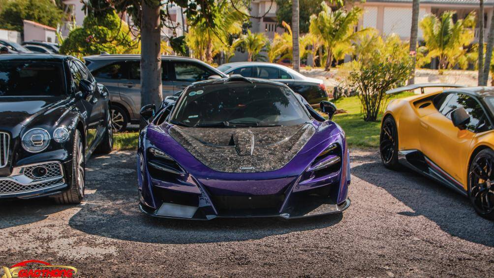 Siêu xe McLaren 720S này được nhập về vào tháng 8/2019 và tới tháng 6/2020, xe mới được hoàn thành với bộ bodykit giới hạn đến từ hãng độ danh tiếng Novitec
