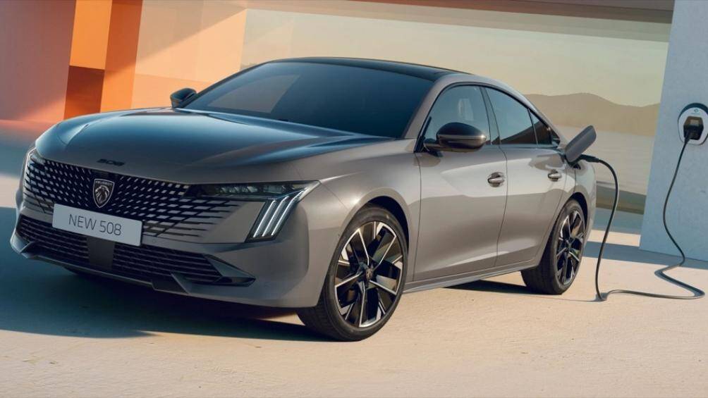Hãng xe Pháp Peugeot đã ra mắt phiên bản Peugeot 508 2023 với nhiều thay đổi và nâng cấp mới