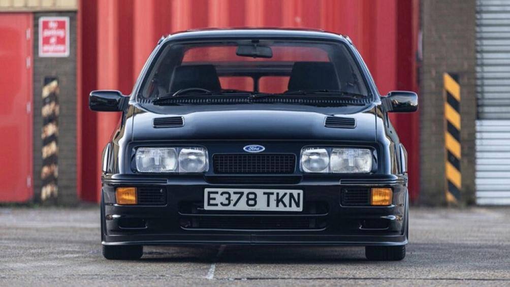 Chiếc xe Ford Sierra 1980 đã tìm thấy chủ nhân mới với giá chốt lên đến 714.000 USD (17 tỷ đồng), gấp 4 lần con số dự kiến