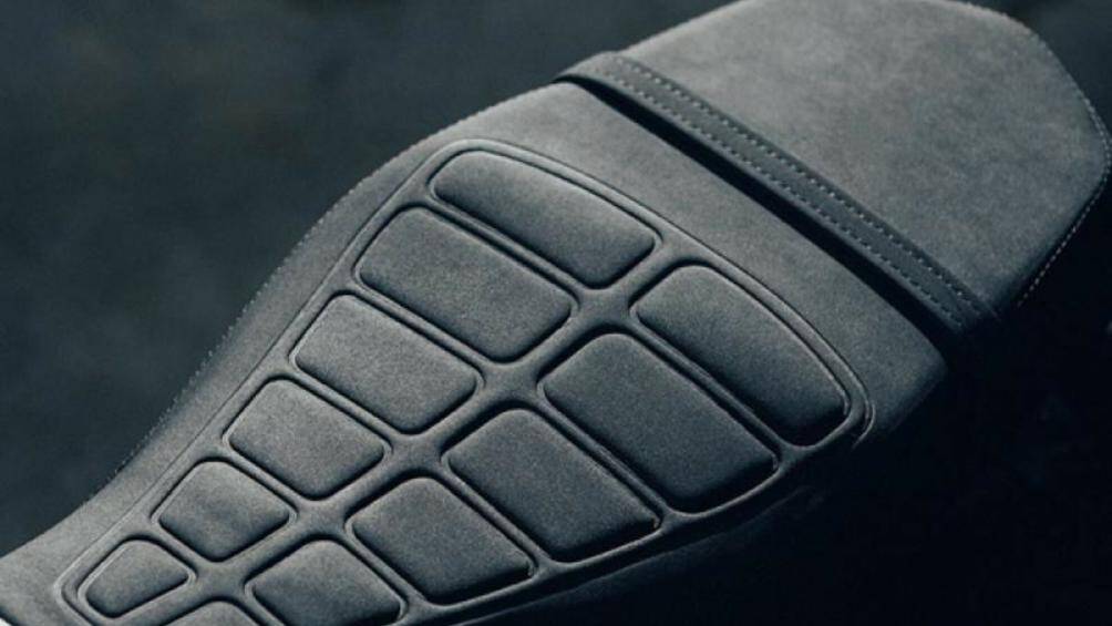 Giá bán của Lexmoto RSS 125 2023 tại châu Âu là 2899 bảng Anh (khoảng 83 triệu đồng)