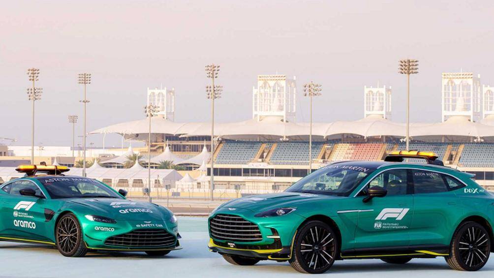 Kết hợp hộp số 8 cấp tự động ZF, cho khả năng tăng tốc từ 0-100 km/h trong 3,6 giây, tốc độ tối đa 314 km/h