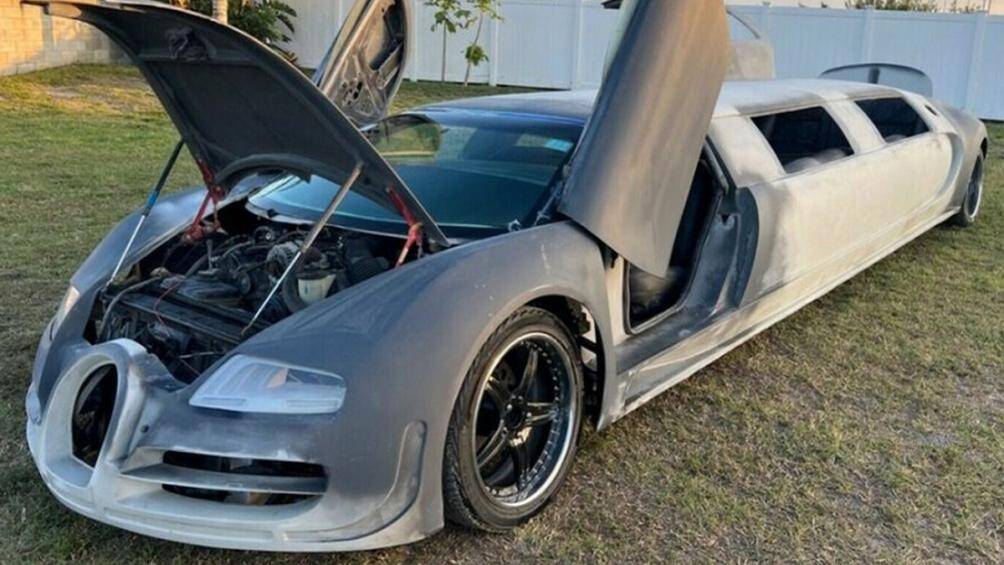 Cửa cắt kéo theo phong cách Lamborghini có giá 5.000 USD, kết hợp cùng bộ mâm Asanti kích thước 20 inch