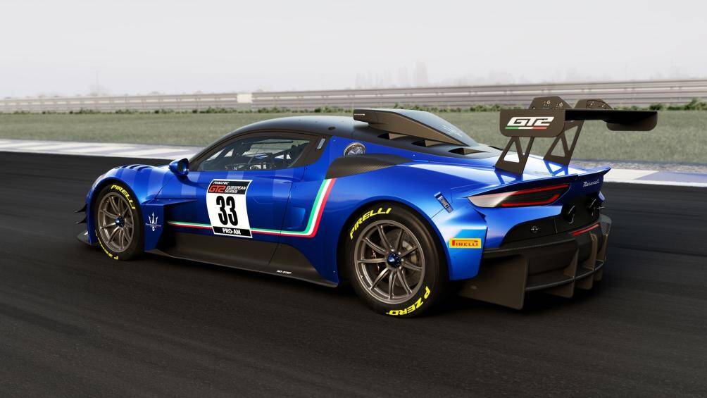 Chiếc xe được ra mắt với màu sơn xanh Blu Infinito và bộ tem đua đặc trưng của Maserati Corse