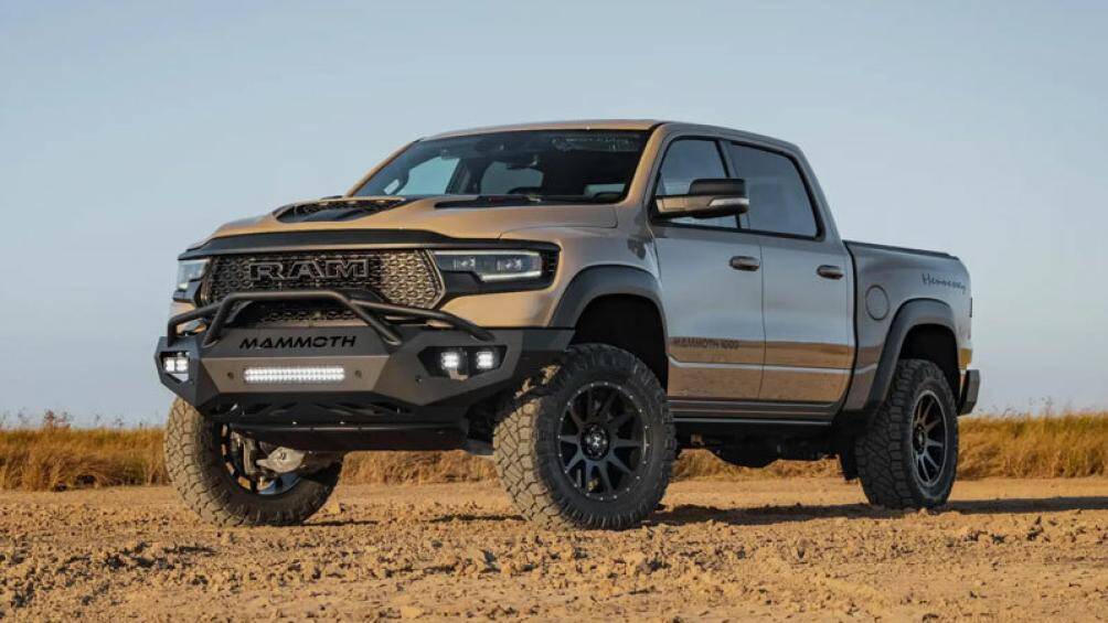 1. Hennessey Mammoth 1000 TRX (công suất tối đa: 1.012 mã lực)