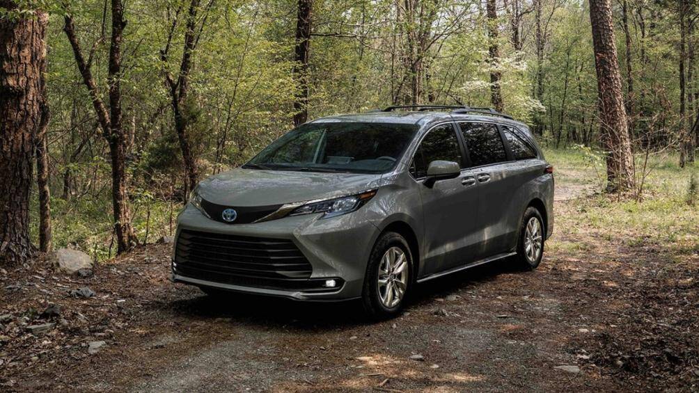 5. Toyota Sienna: Xe tải nhỏ tốt nhất