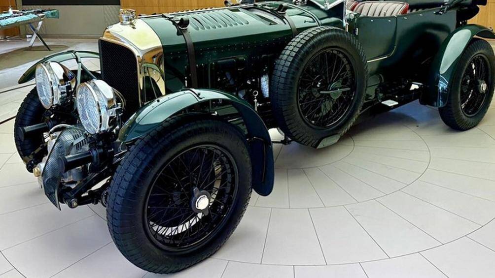 Henry "Tim" Birkin là người đã thi đấu tại cuộc đua 24 Hours of Le Mans và giành vị trí thứ hai tại Grand Prix Pháp vào năm 1930