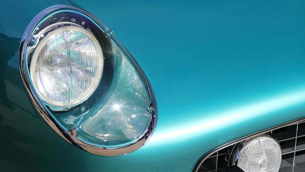 Ferrari 250 GT SWB California có màu sơn Azzurro Metallizzato độc đáo kết hợp nội thất bằng da Naturale